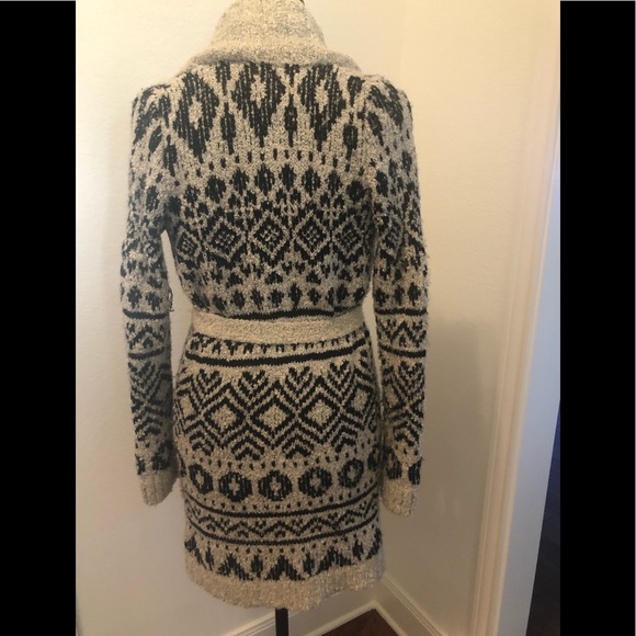 Joe Fresh belted sweater jacket size XS in acrylic/polyester blend - Picture 2 of 6